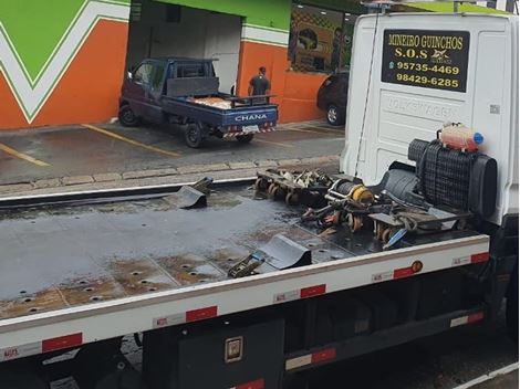 Remoção de Ônibus na Avenida Jornalista Roberto Marinho